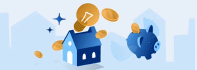 Energie sparen: Blaues Haus mit Sparschwein und Geldmünzen